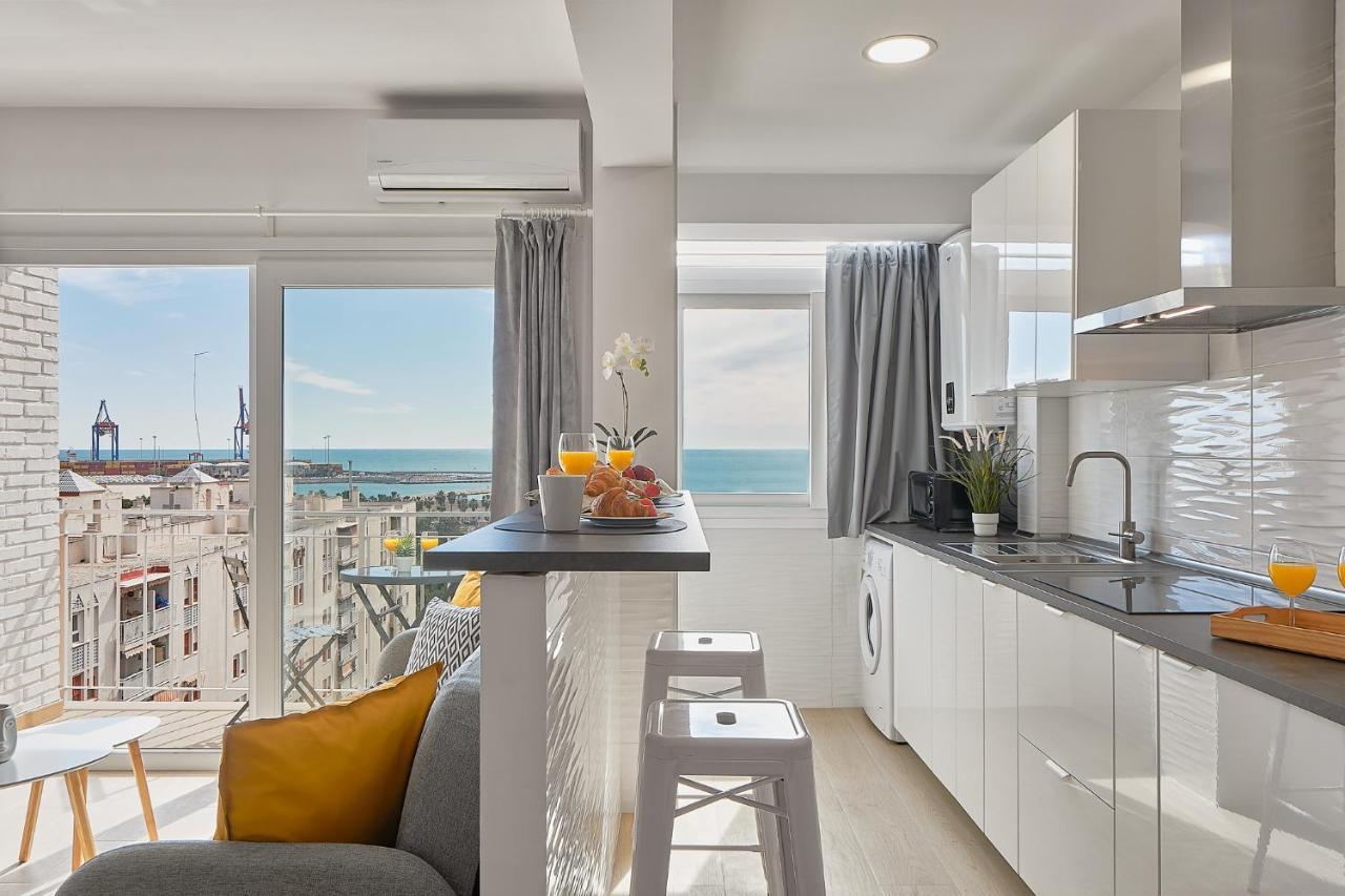 Sea Horizon Apartment Malaga Luaran gambar